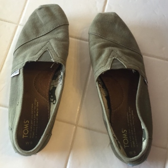 toms