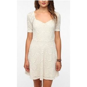 Sweetheart Lace Dress