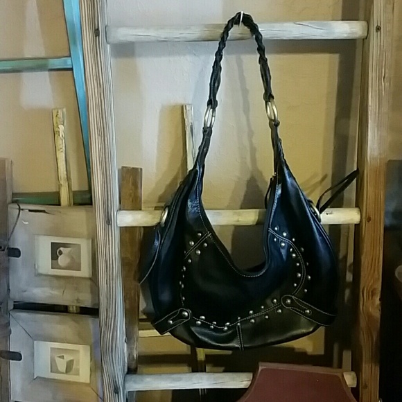 Black shoulder purse never used!