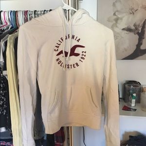 Hollister Off White Sweatshirt