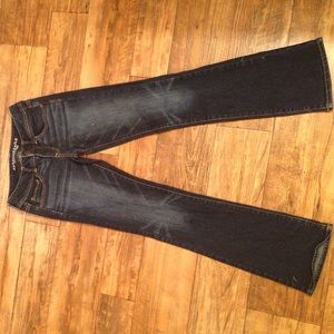 American Eagle blue jeans