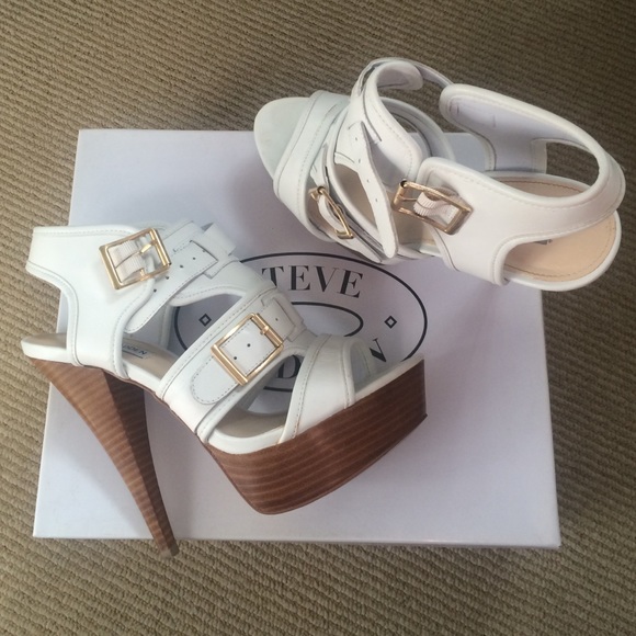 Steve Madden Shoes - Steve Madden Critikal white stiletto 💕HOST PICK💕