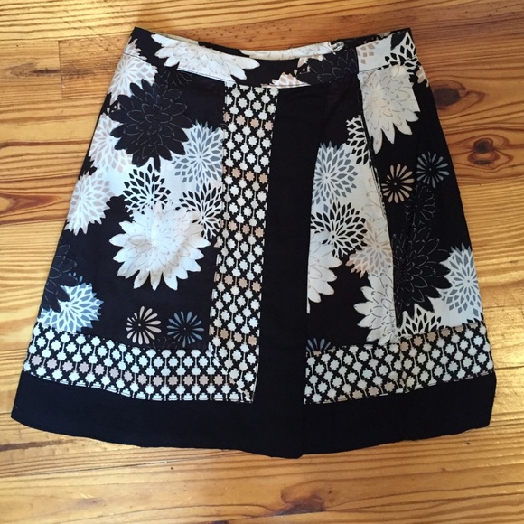 H&M wrap skirt. Size 2
