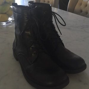 Nine West boots