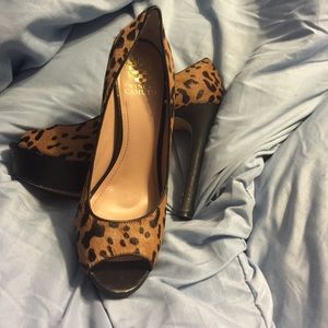 Vince Camuto Haircalf Leopard peep toe pumps (10)