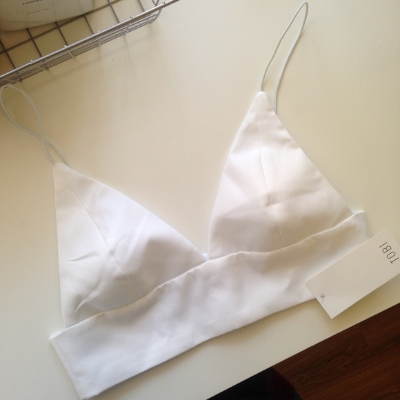 tobi triangle top