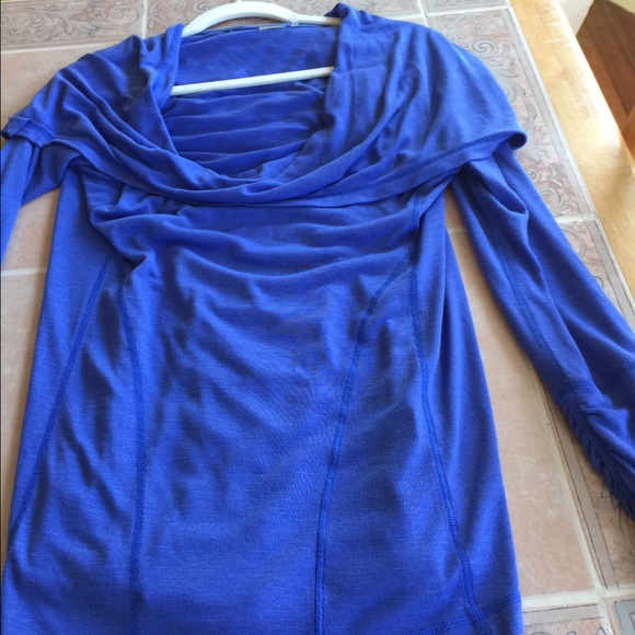 Zella off the shoulder workout top.