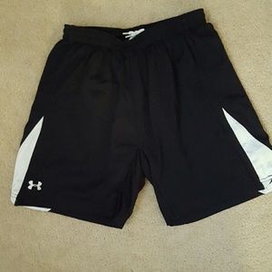 Under Armour black shorts