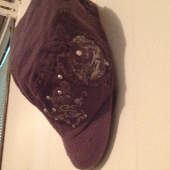 Hat - Picture 2 of 2