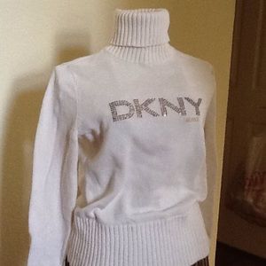 Sweater DKNY size M great condition