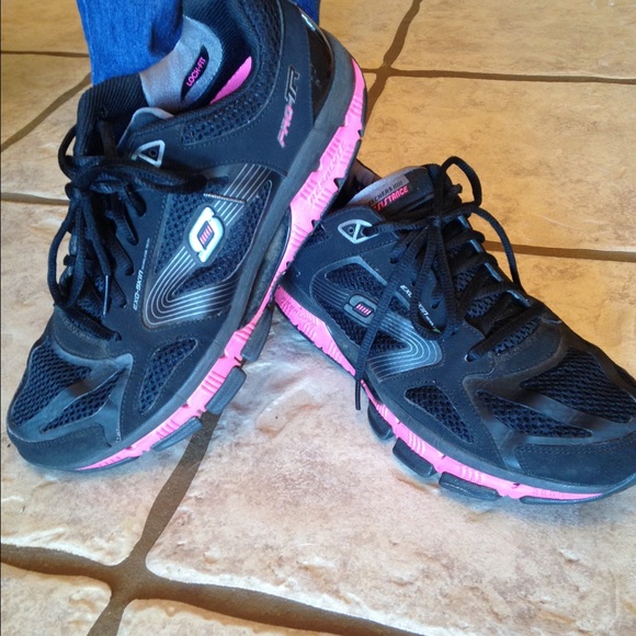 Practically New Sketchers Resistance Trainers!!