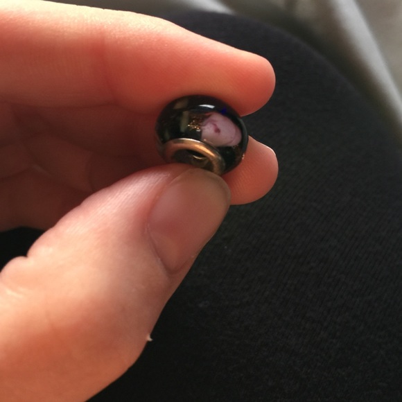 Charm very similar to Pandora charms - Picture 2 of 2