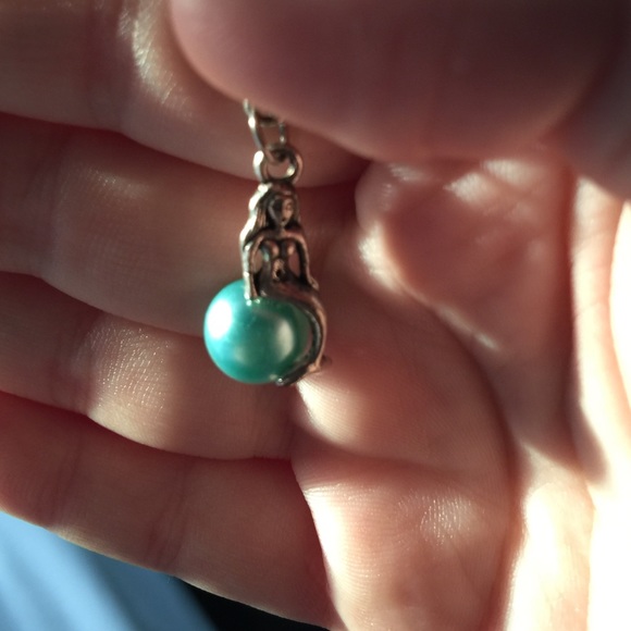 Charm bracelet charm similar to Pandora - Picture 1 of 2