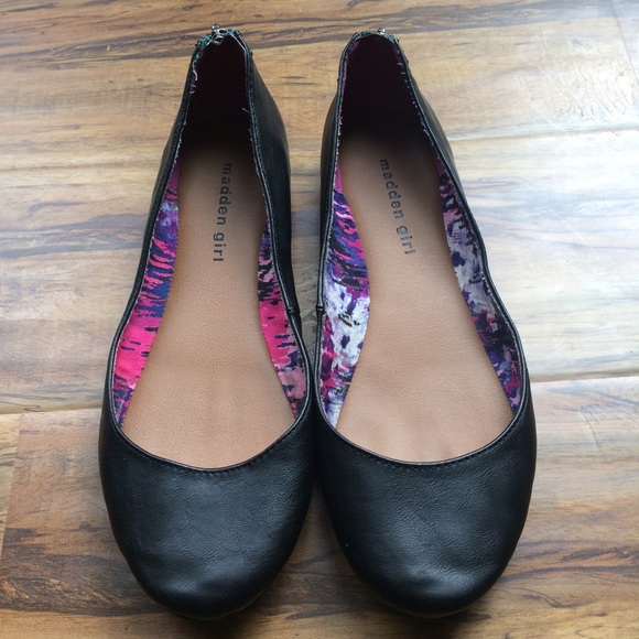 🎁SOLD IN BUNDLE🎁Madden Girl black flats - Picture 3 of 4