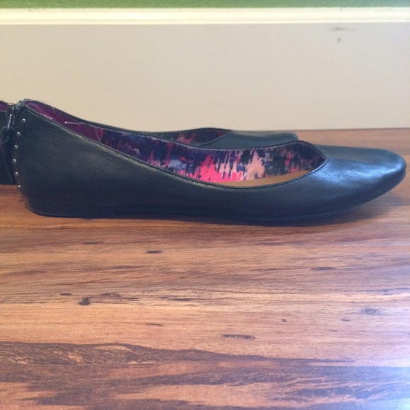 🎁SOLD IN BUNDLE🎁Madden Girl black flats - Picture 4 of 4