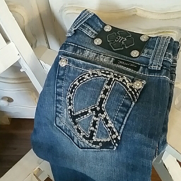 Miss Me Pants - Miss Me distressed shorts size 26
