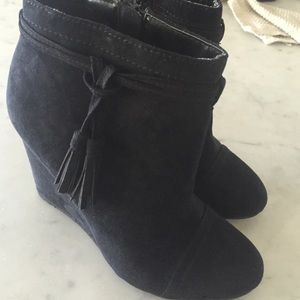 Black wedge ankle boots