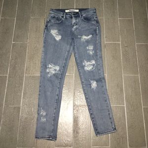 Brandy Melville boyfriend jeans