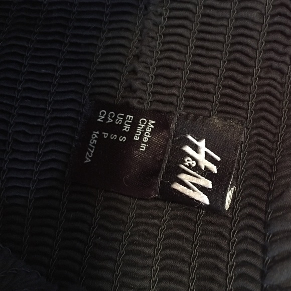 💜H&M S K I R T💜 - Picture 3 of 4