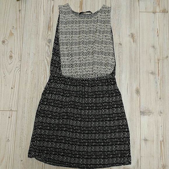 Zara Basic mini dress with pockets