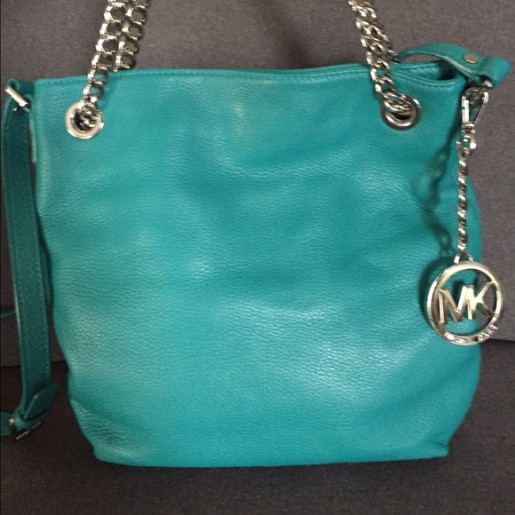 Michael Kors Handbags - HOLD! Michael Kors Jet Set Handbag