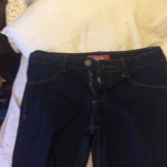 Low rise dark wash denim jegging