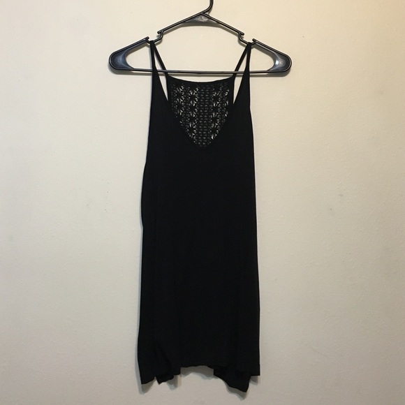 V-neck tank top
