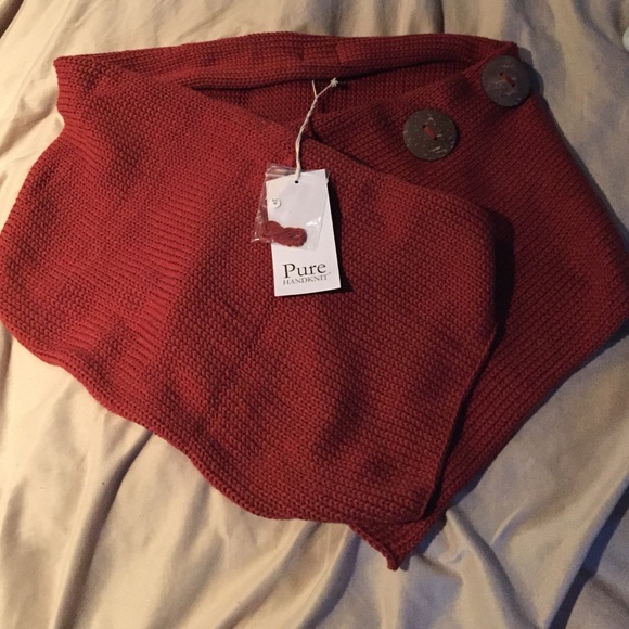 Flash SaLe!! Pure handknit women's button wrap.