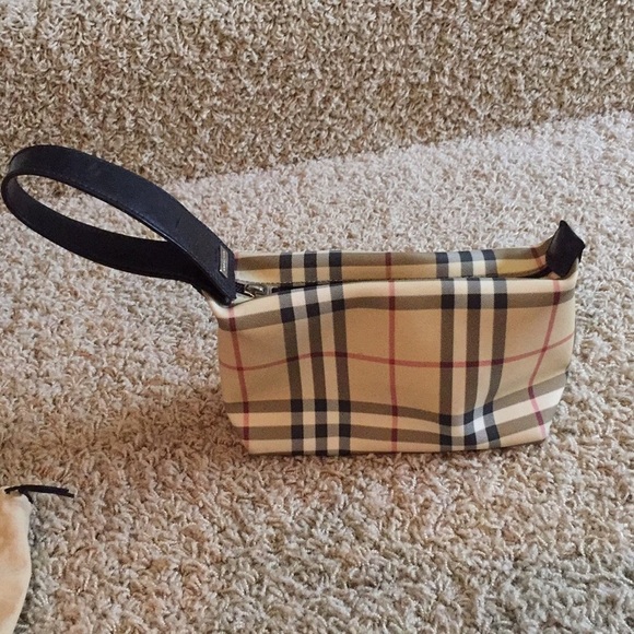 Burberry Checkered Small Purse or Wristlet - Picture 3 of 4