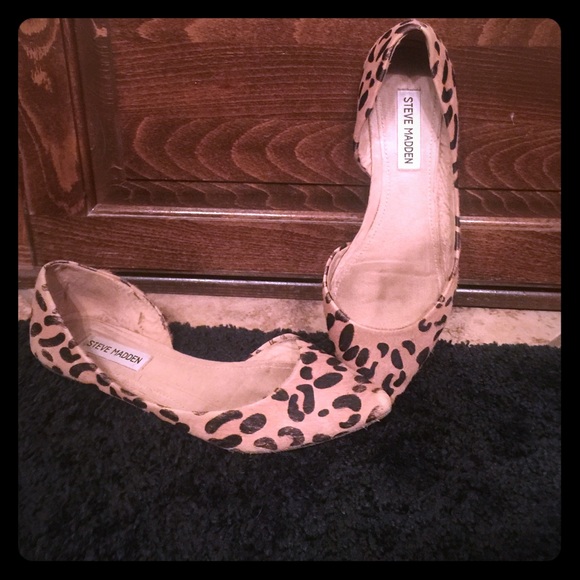 Steve madden leopard flats! Size 7.5
