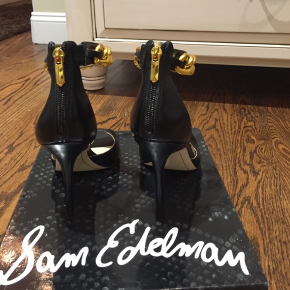 Sam Edelman black heels . - Picture 3 of 4