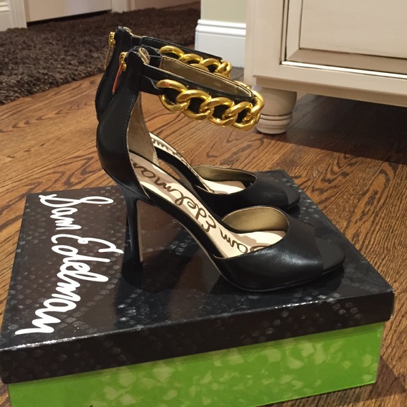 Sam Edelman black heels . - Picture 4 of 4