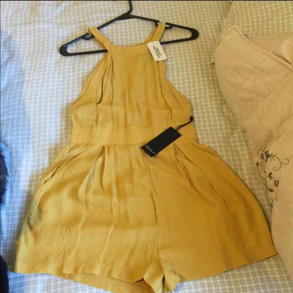 Romper mustard color