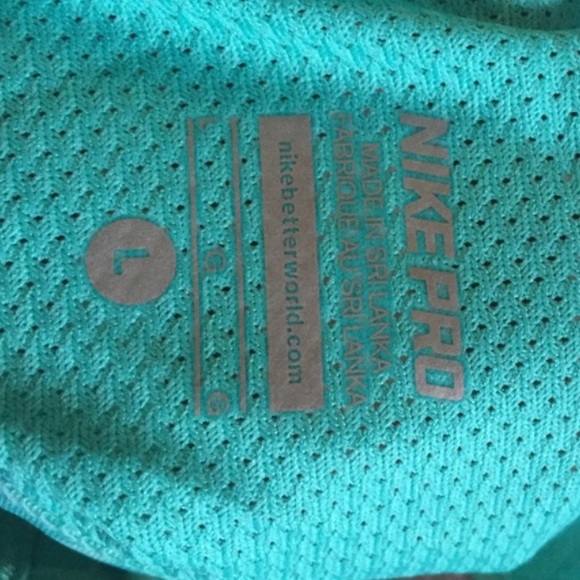 RARE Girls Nike 'Hypercool GFX' Dri-FIT Sports Bra - Picture 3 of 3