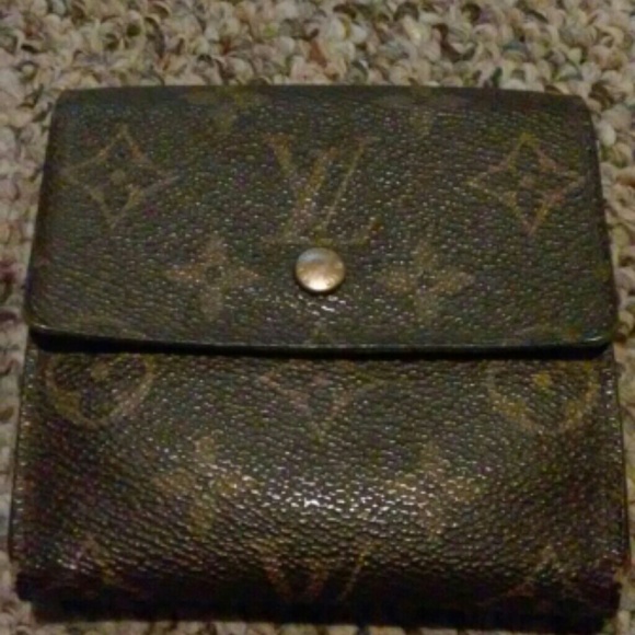 Louis Vuitton wallet authentic good condition