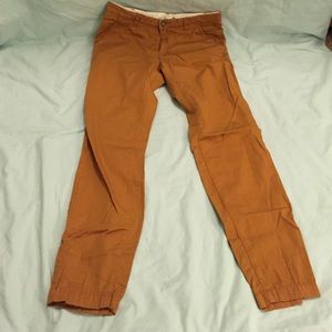 H&M Women's size 4 *loose fit* pants. Never worn.