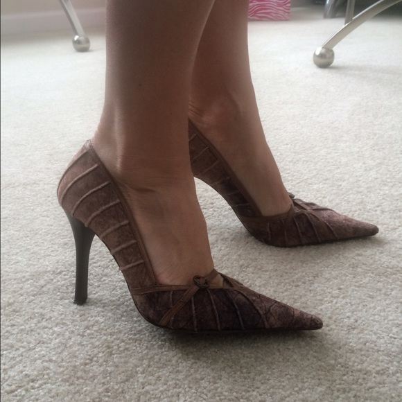 Carlos Santana Being Stiletto - Picture 3 of 4