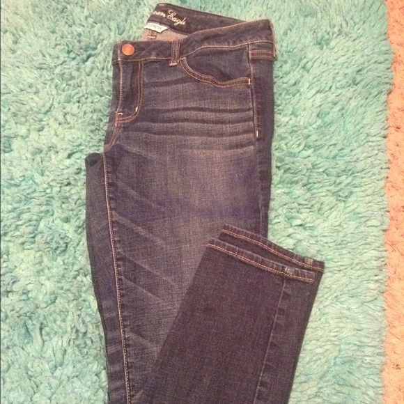 American eagle jeans!