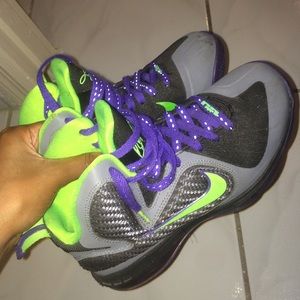 Lebron Nike shoes