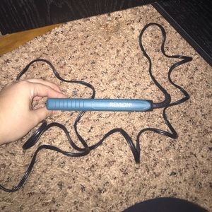 Revlon mini straightener