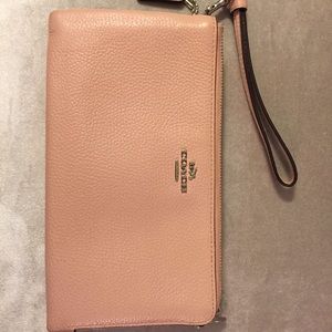 Blush Pink Coach Wristlet/Wallet Pebble Leather
