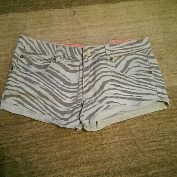 Billabong shorts