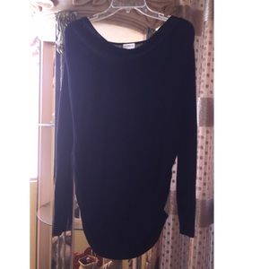 Motherhood black blouse