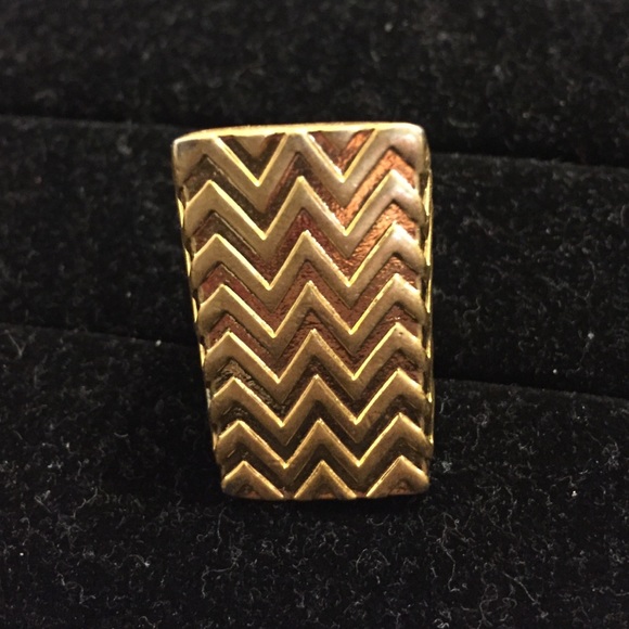 House of Harlow 1960 Chevron Ring - Picture 2 of 3