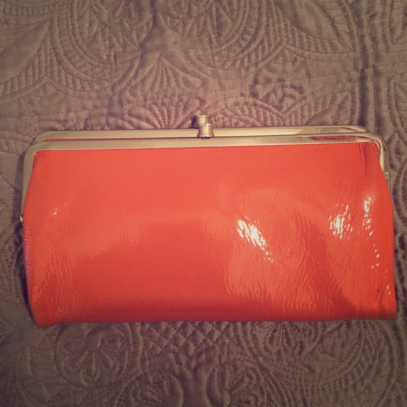 Hobo Lauren Clutch