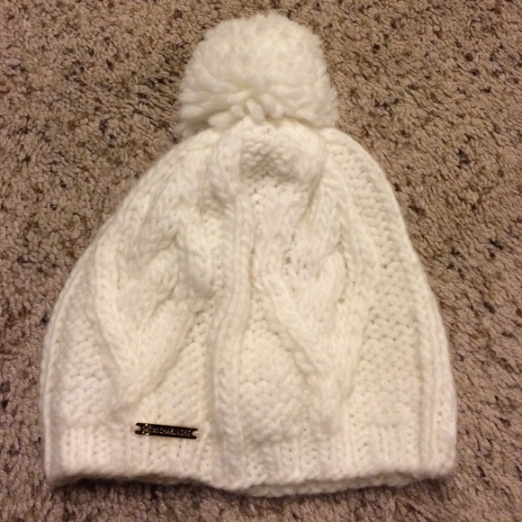 white/cream beanie