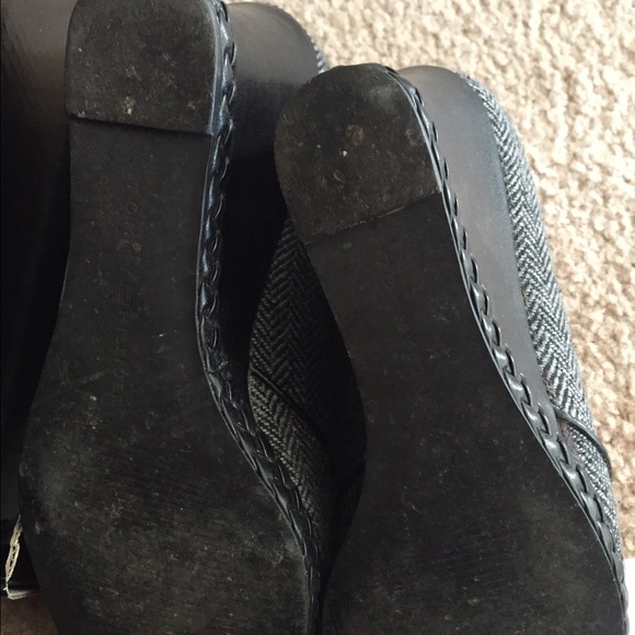 Tommy Hilfiger - Picture 3 of 3