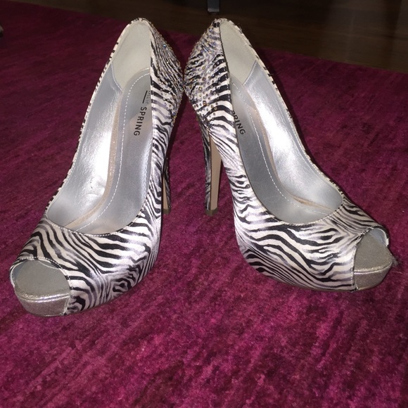 Zebra bedazzled pumps