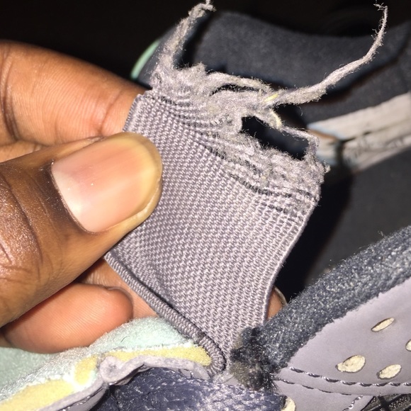 Air jordan retro 4 green glows - Picture 4 of 4