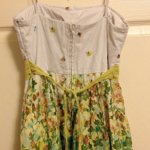 Spring/Summer Dress - Picture 4 of 4